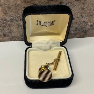 Swank Men’s  Tie Tack 1970’s.  Round Grooved Goldtone Metal Vintage Original Box
